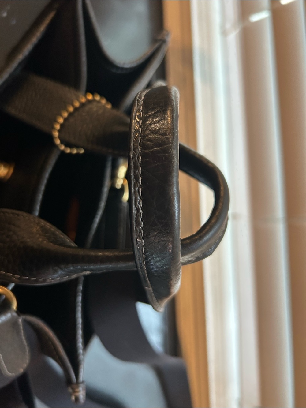 Coach Cargo 26 CAM66
New York Black Pebbled Leather Tote - Picture 10 of 11